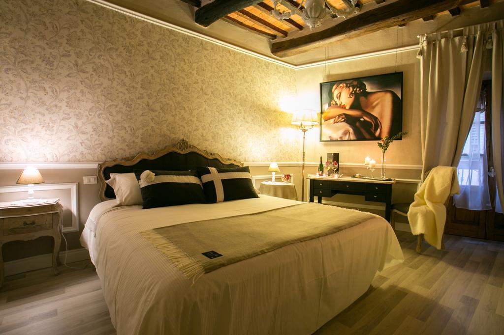 Suite San Michele Castiglion Fiorentino Zimmer foto